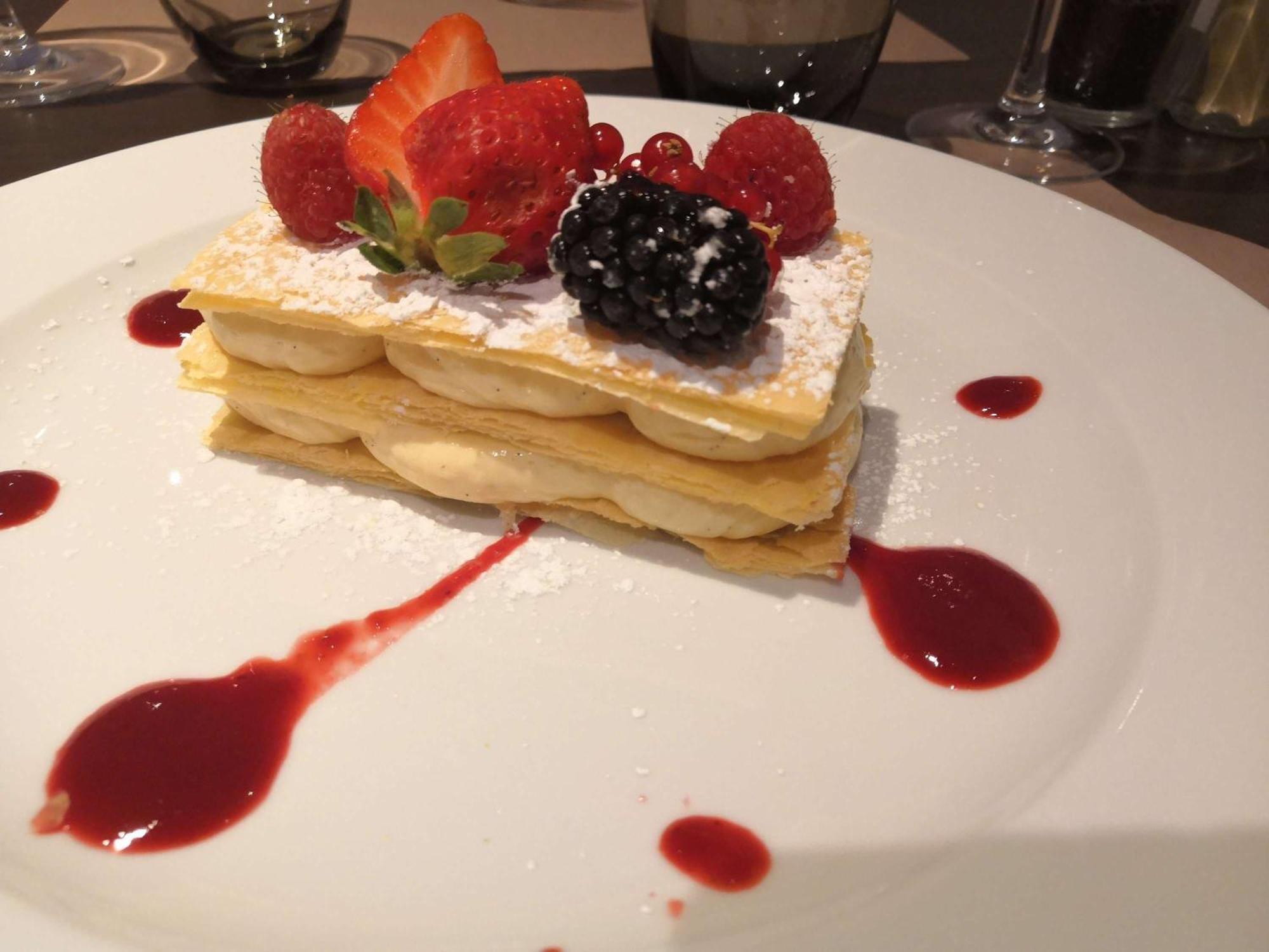 里尔鲁贝美居大酒店 外观 照片